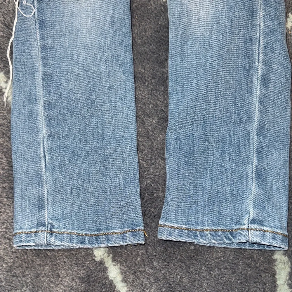 Denim Blue Jeans w Distressed Knees, OshKosh B'gosh, Size 5 Kids